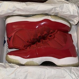 JORDAN 11